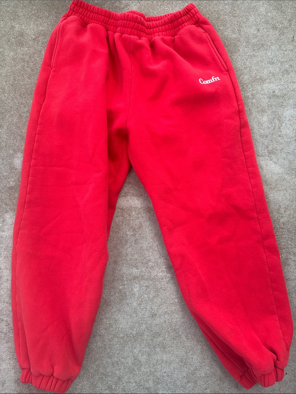 COMFRT Womens Red sweatpants